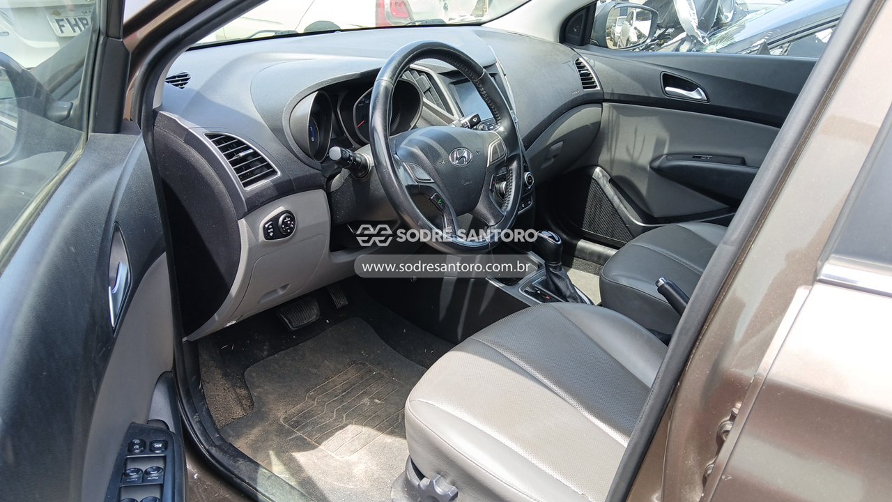Foto 6 de 13: HYUNDAI - HB20S 1.6A PREM 2018/2018