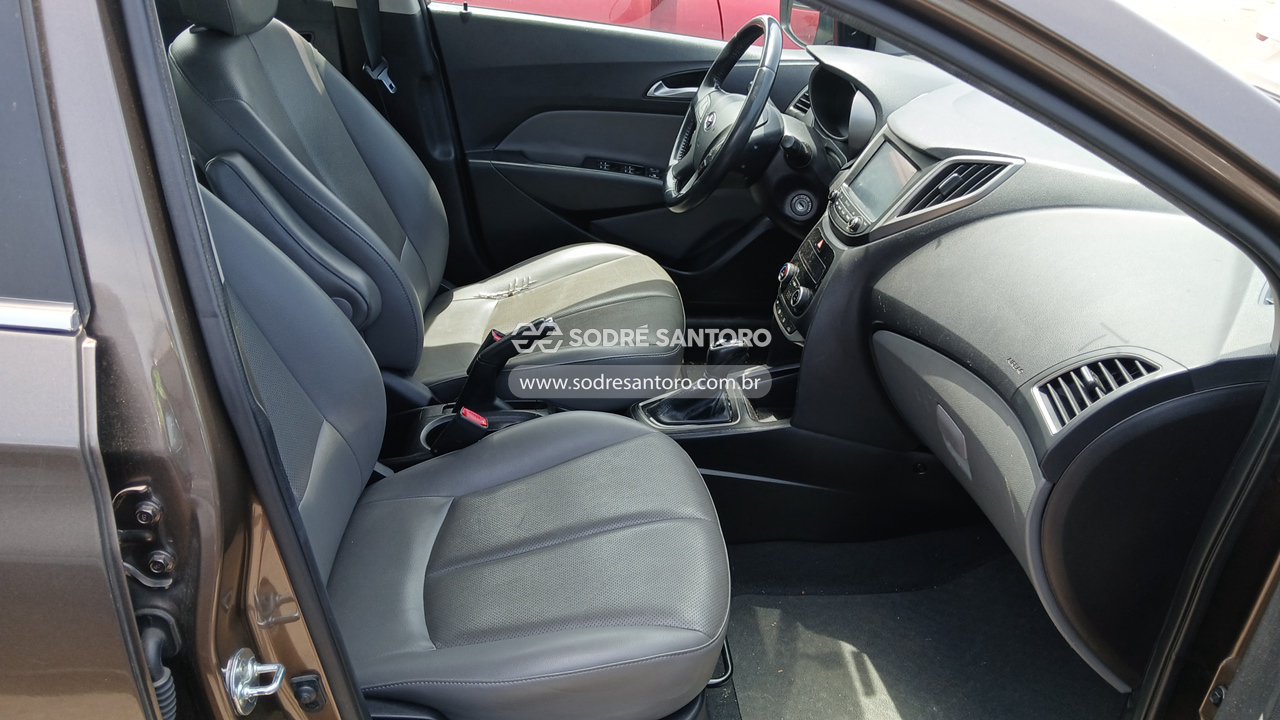 Foto 9 de 13: HYUNDAI - HB20S 1.6A PREM 2018/2018