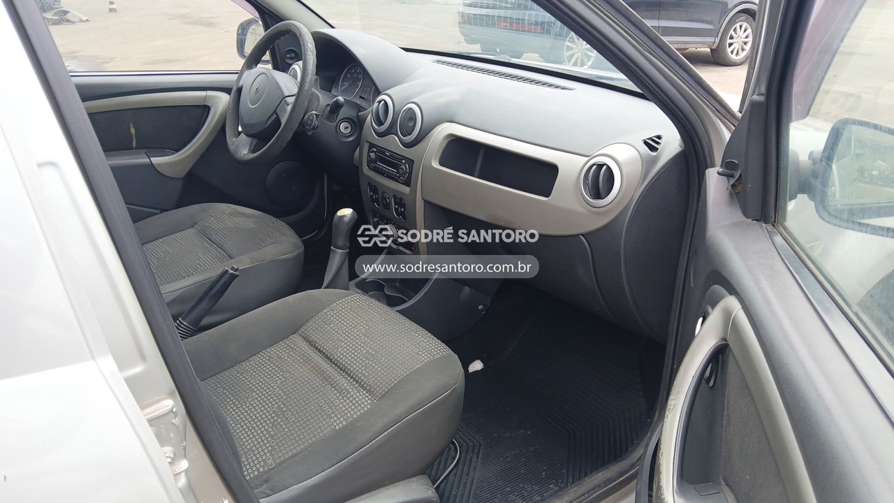 Foto 7 de 12: RENAULT - SANDERO EXP 16 2010/2011