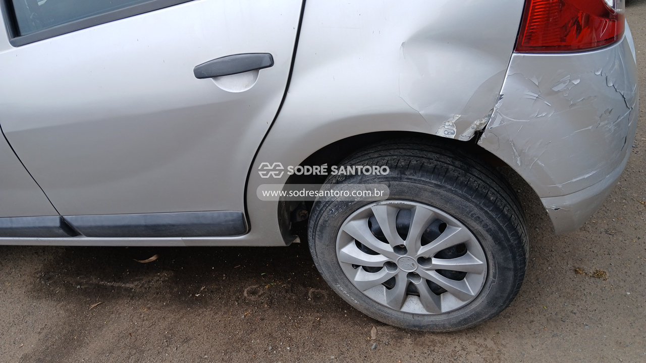 Foto 11 de 12: RENAULT - SANDERO EXP 16 2010/2011