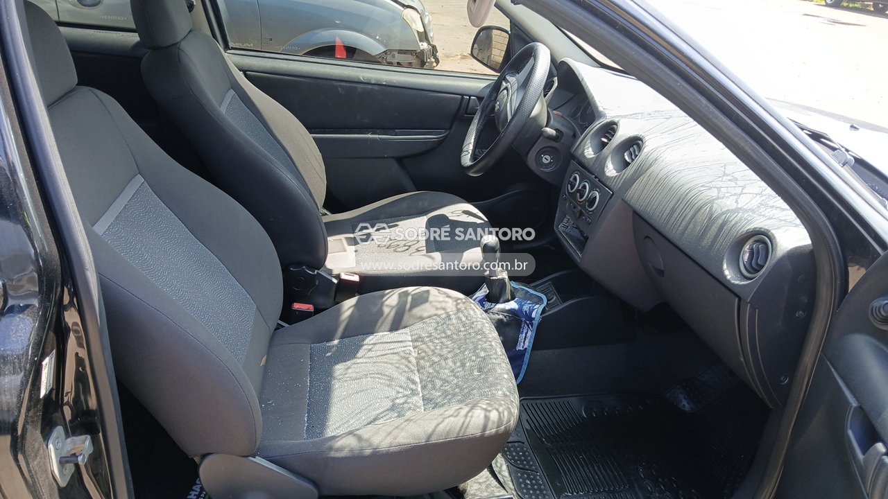 Foto 8 de 11: CHEVROLET - CELTA 1.0L LS 2011/2012