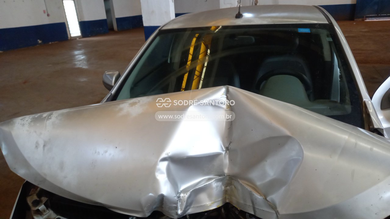 Foto 11 de 13: CHEVROLET - COBALT 1.8 LT 2013/2014