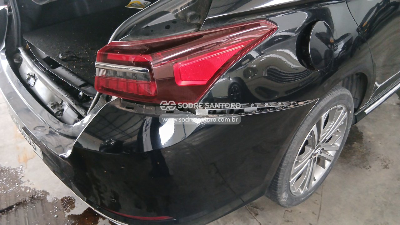 Foto 12 de 13: CHERY - ARRIZO6 GSX 2020/2021