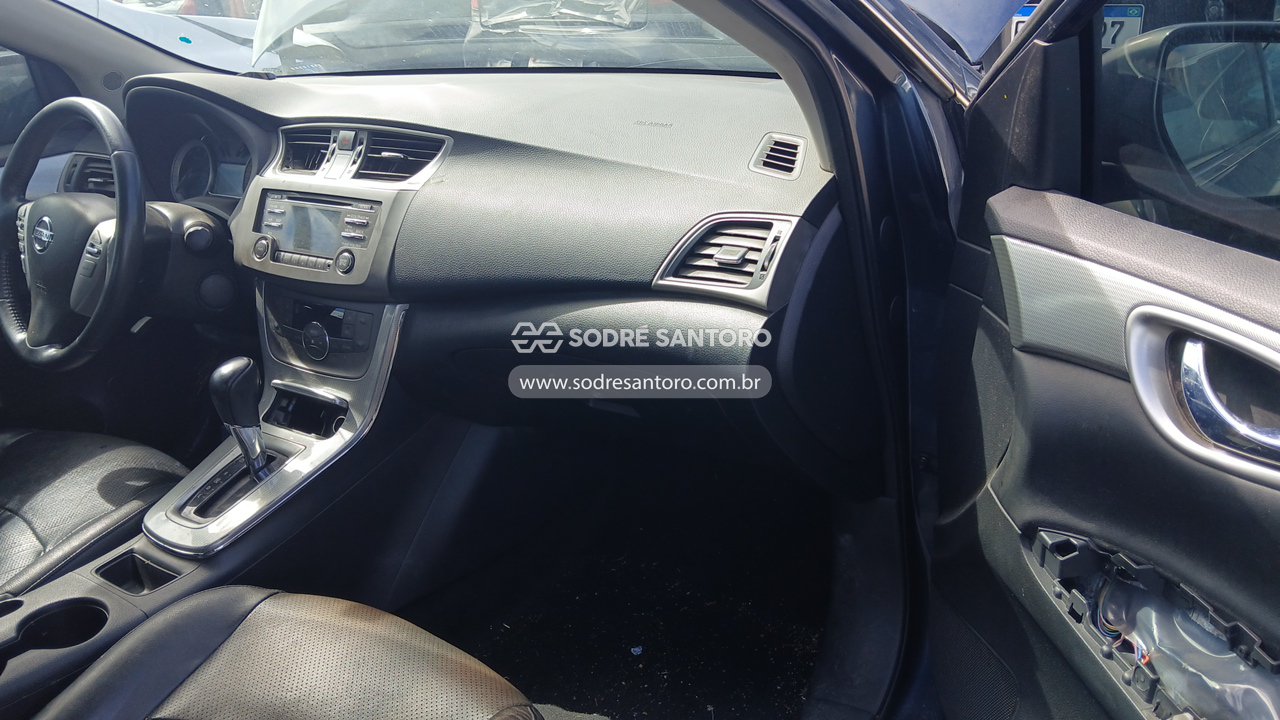 Foto 7 de 13: NISSAN - SENTRA 20SV CVT 2014/2015