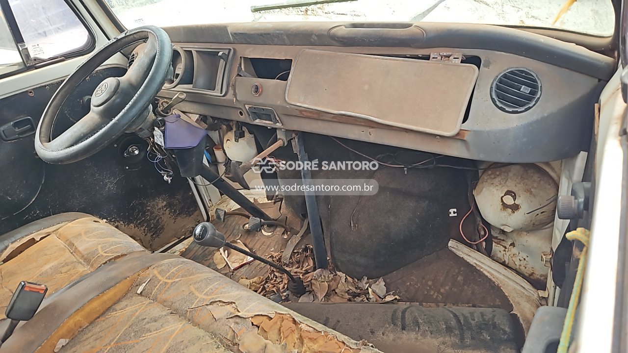 Foto 7 de 13: VOLKSWAGEN - KOMBI 2010/2011