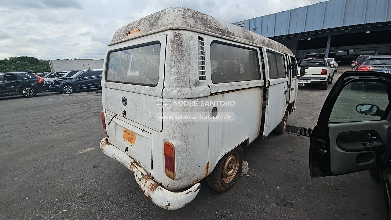 Foto 4: VOLKSWAGEN - KOMBI 2010/2011