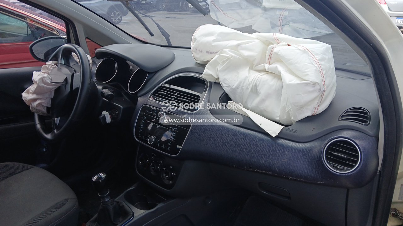 Foto 6 de 12: FIAT - PUNTO ATTRACTIVE 2014/2014
