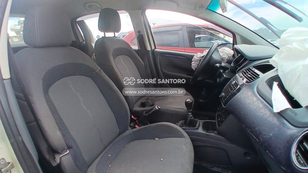 Foto 8 de 12: FIAT - PUNTO ATTRACTIVE 2014/2014