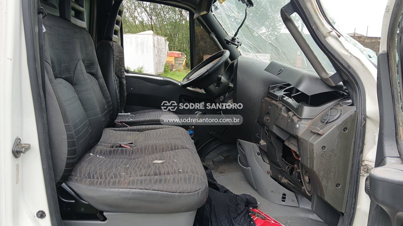 Foto 8 de 12: IVECO - DAILY 35S14HDCS 2011/2012