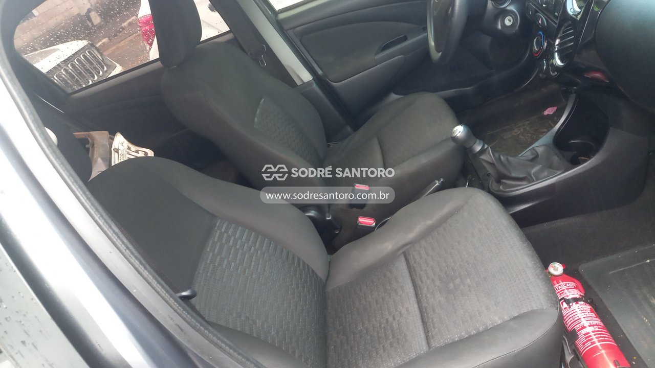 Foto 8 de 13: TOYOTA - ETIOS SD XS 2013/2014