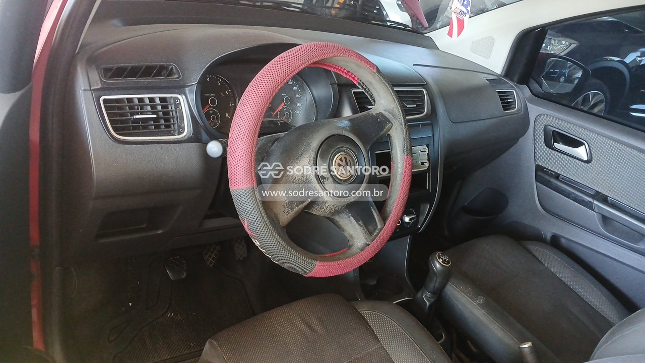 Foto 6 de 13: VOLKSWAGEN - FOX 1.0 2010/2011