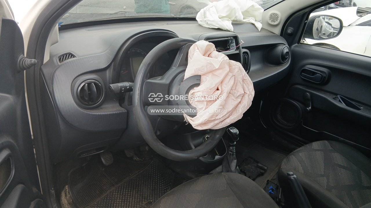 Foto 10 de 13: FIAT - MOBI EASY 2017/2018