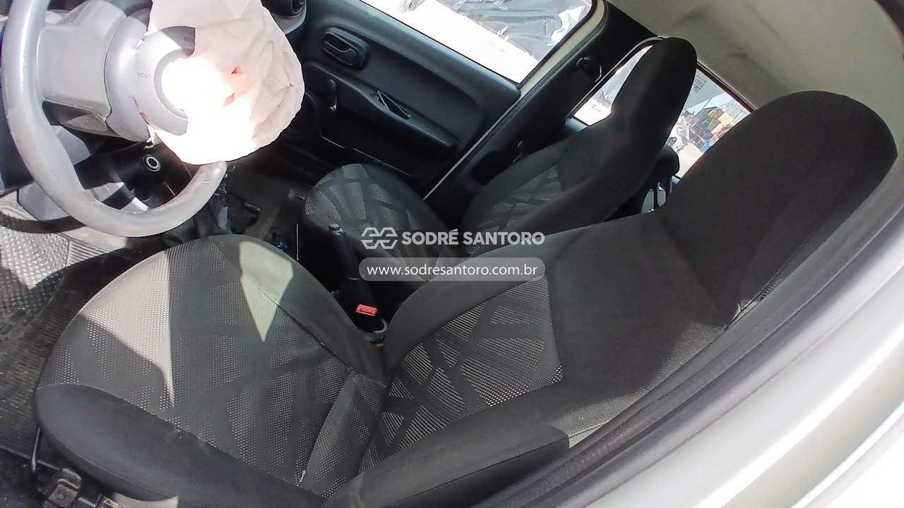 Foto 8 de 13: FIAT - MOBI EASY 2017/2018