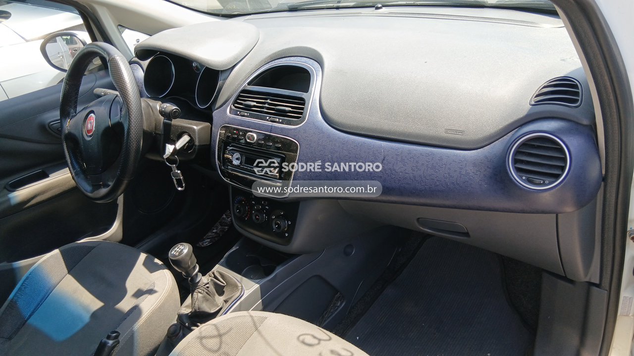 Foto 8 de 13: FIAT - PUNTO ATTRACTIVE 2013/2013