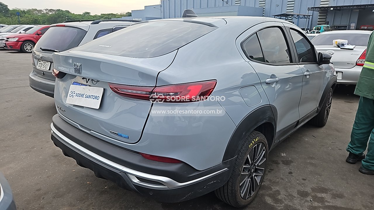 Foto 4: FIAT - FASTBACK AUDACE HYB 2025/2026