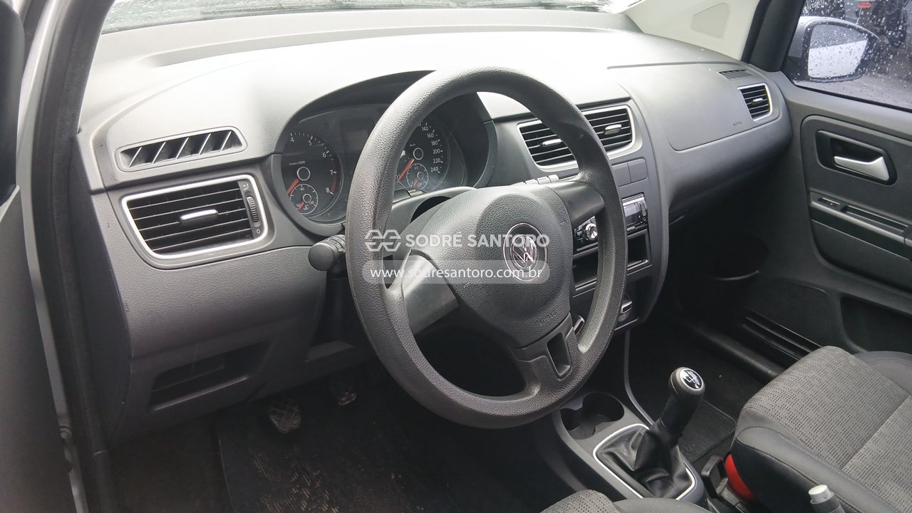 Foto 6 de 13: VOLKSWAGEN - FOX 1.6 2013/2013