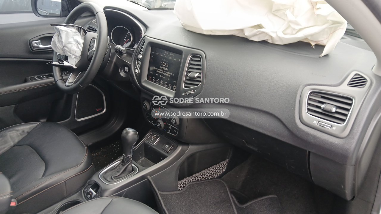 Foto 8 de 12: JEEP - COMPASS LONGITUDE F 2020/2021