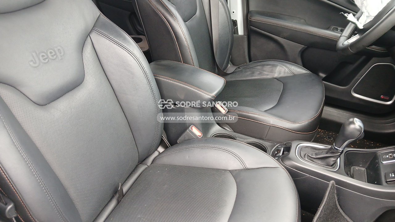 Foto 9 de 12: JEEP - COMPASS LONGITUDE F 2020/2021