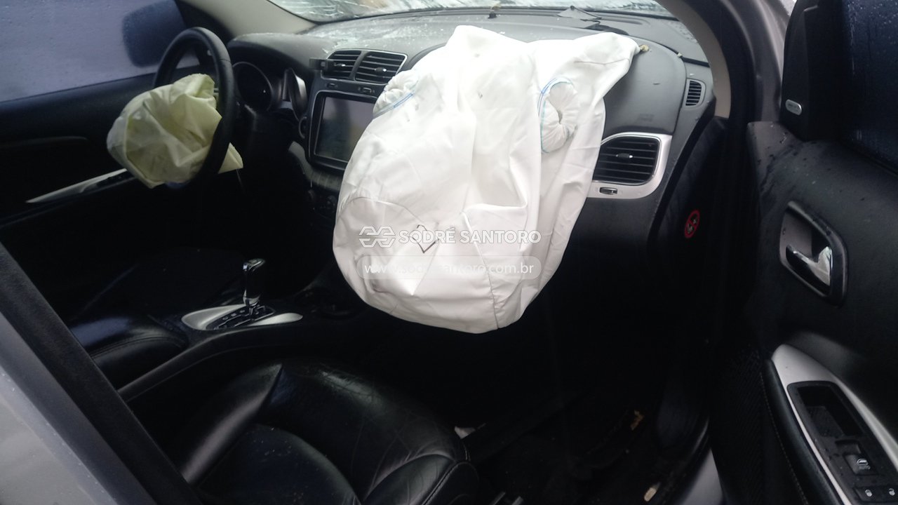 Foto 7 de 13: FIAT - FREEMONT PREC AT6 2015/2015