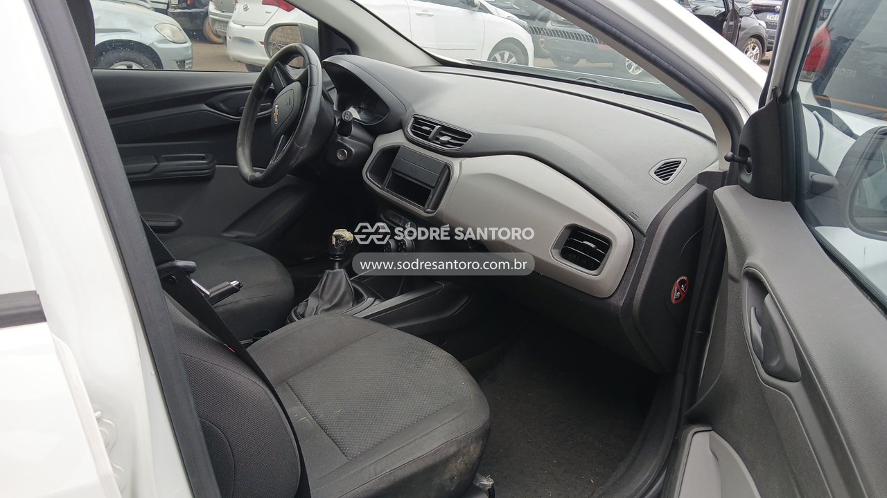 Foto 7 de 11: CHEVROLET - ONIX 10MT JOYE 2016/2017