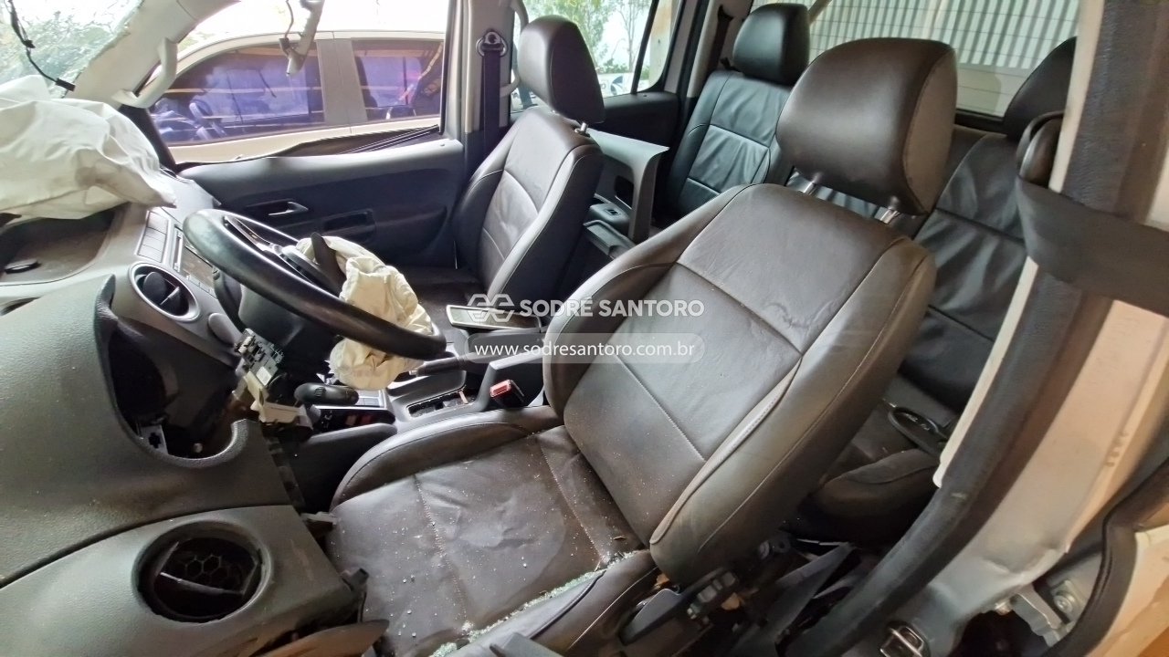 Foto 7 de 12: VOLKSWAGEN - AMAROK CD 4X4 HIGH 2015/2015