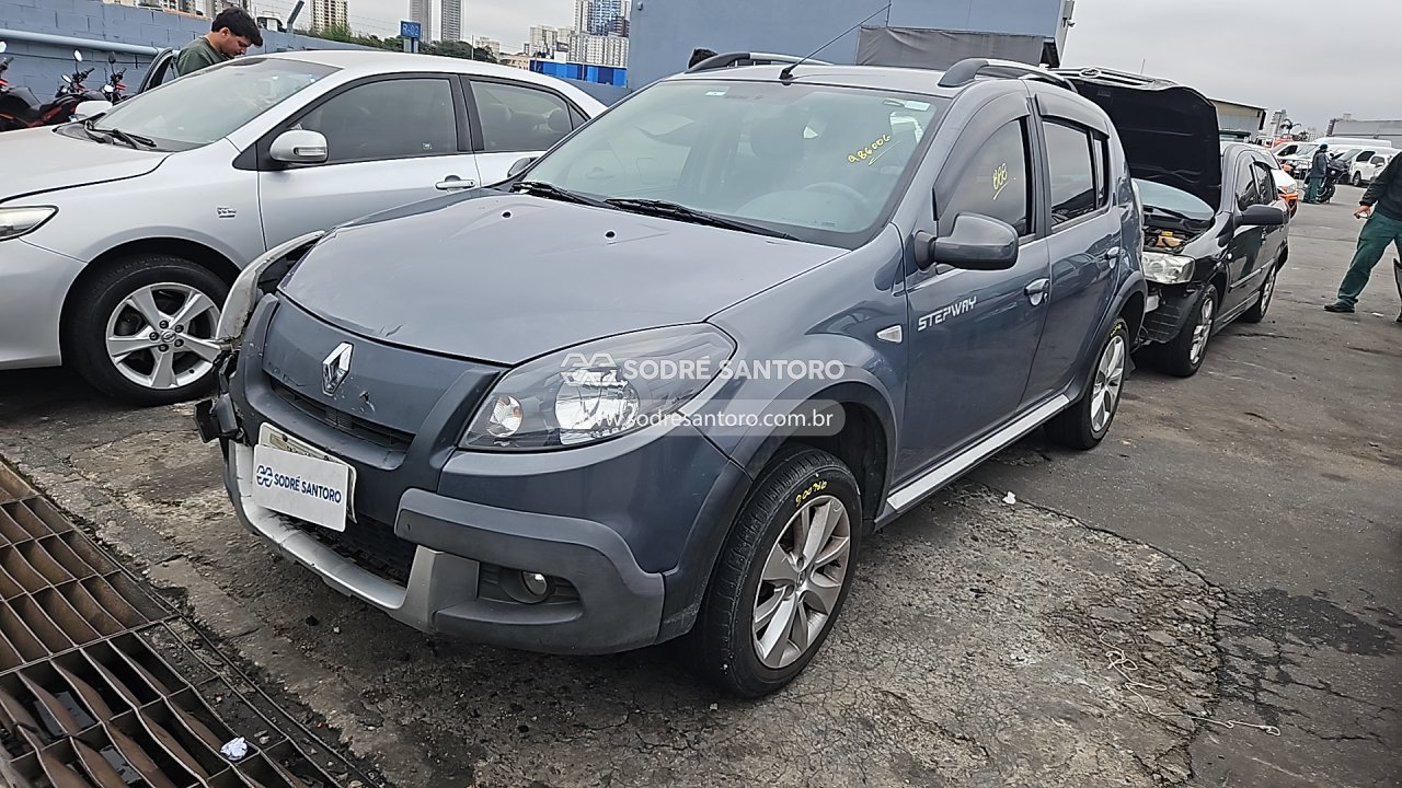 Foto 3: RENAULT - SANDERO STW 16HP 2014/2014