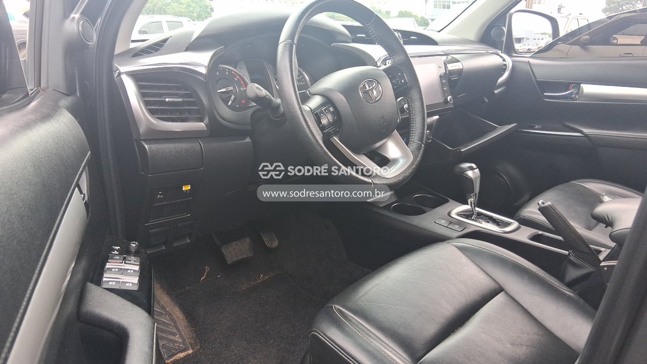 Foto 6 de 10: TOYOTA - HILUX CDSRVA4FD 2021/2021