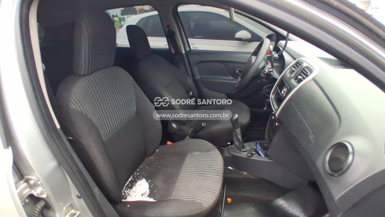 Foto 8 de 13: RENAULT - SANDERO AUTH 10 2018/2019
