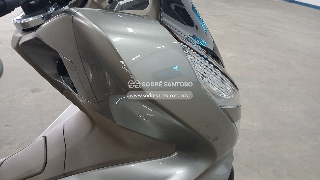 Foto 8 de 11: HONDA - PCX 150 DLX ABS 2022/2022