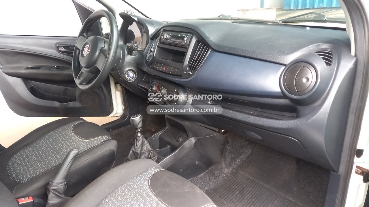 Foto 8 de 10: FIAT - UNO ATTRACTIVE 1.0 2021/2021