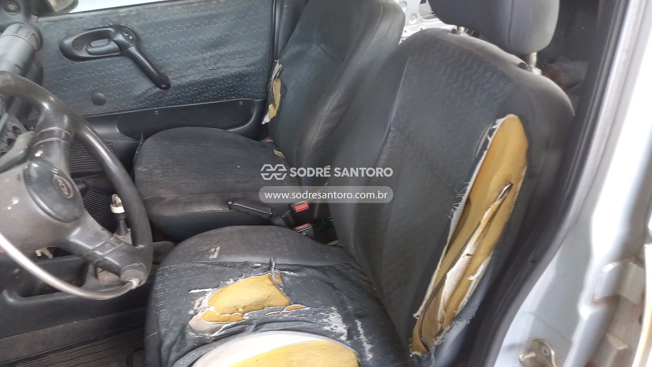 Foto 9 de 13: CHEVROLET - CORSA WIND 2002/2002