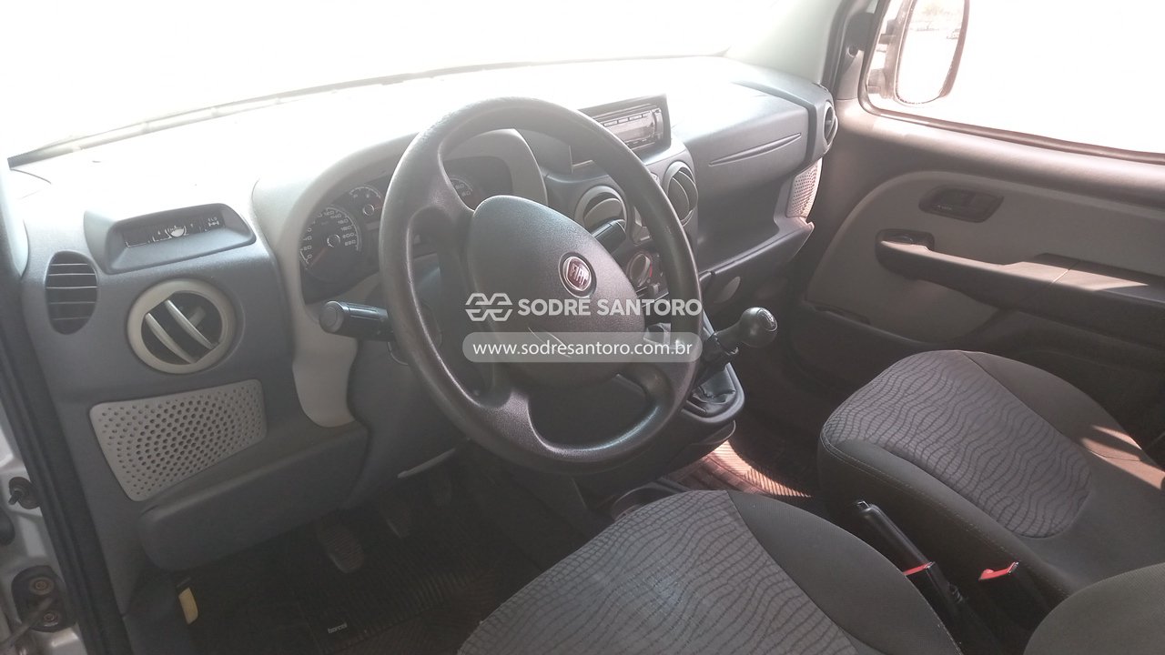 Foto 6 de 13: FIAT - DOBLO ADV 1.8 FLEX 2010/2011