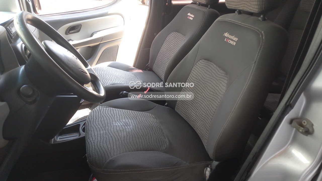 Foto 9 de 13: FIAT - DOBLO ADV 1.8 FLEX 2010/2011