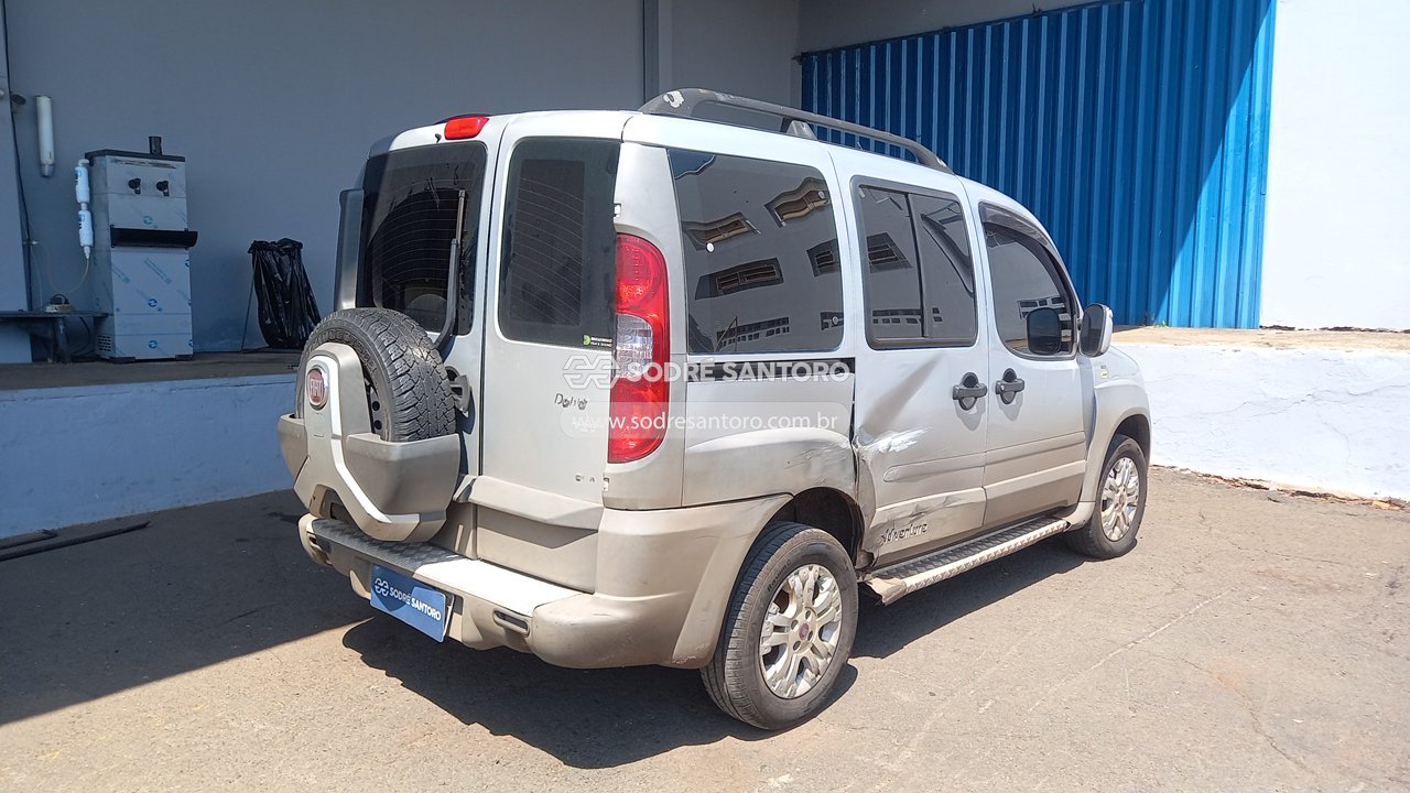Foto 4: FIAT - DOBLO ADV 1.8 FLEX 2010/2011