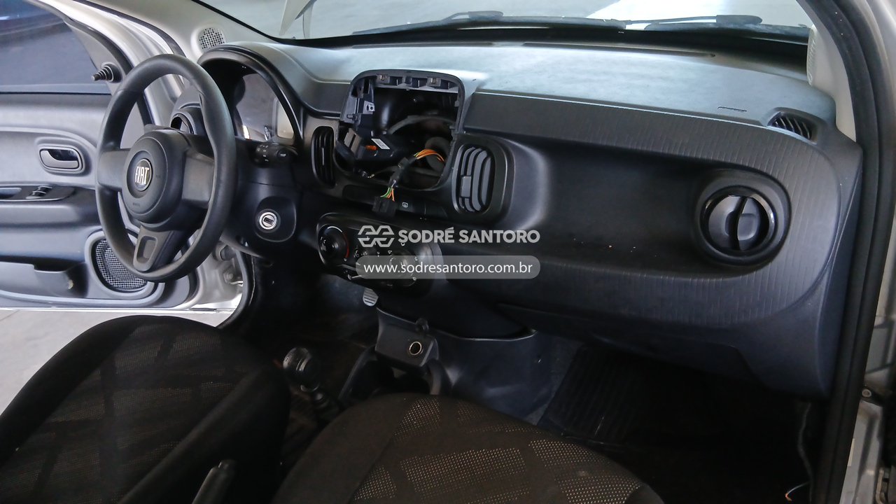 Foto 8 de 13: FIAT - MOBI LIKE 2020/2021