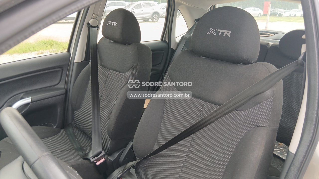 Foto 9 de 12: CITROEN - C3 XTR 14 FLEX 2008/2009