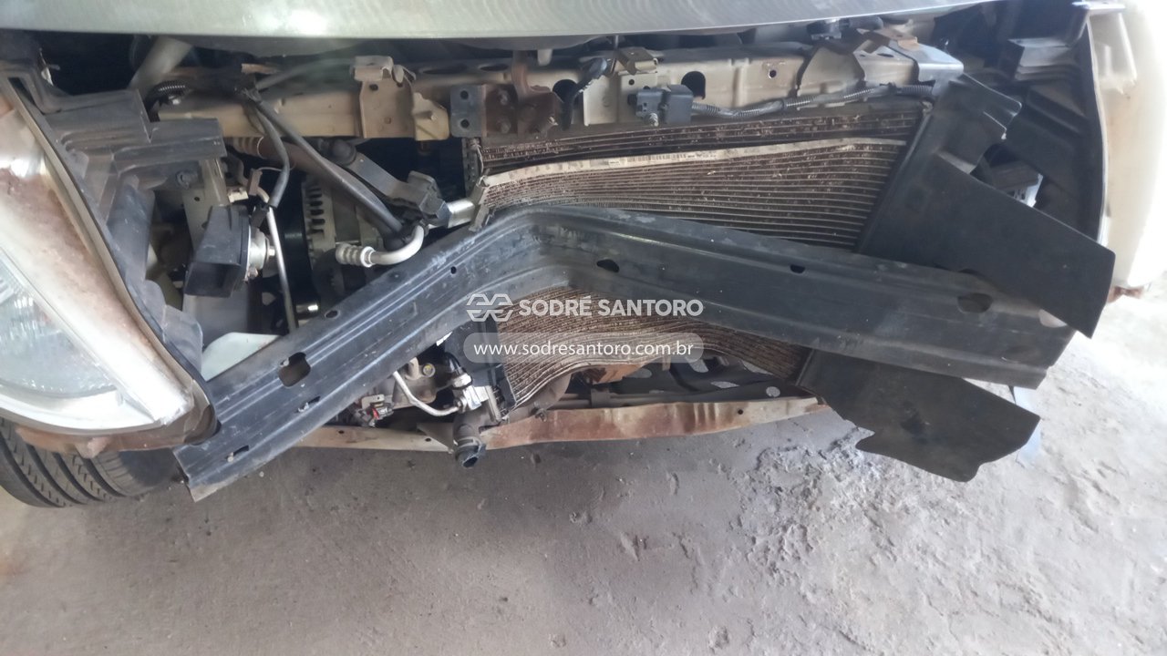 Foto 12 de 13: NISSAN - VERSA 16 S 2016/2017