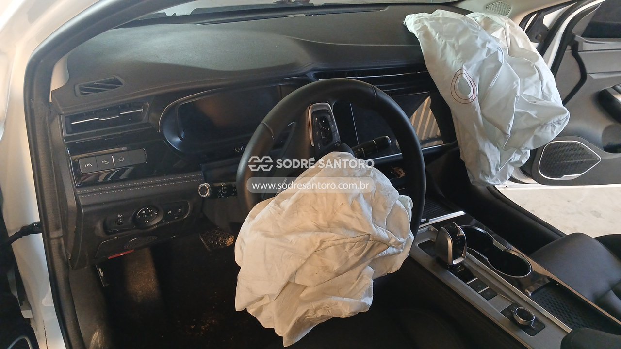 Foto 6 de 13: CHERY - ARRIZO6 PRHA 2024/2025