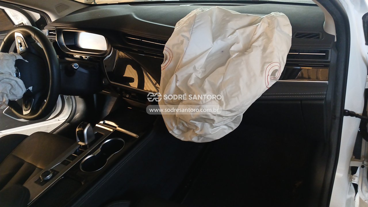 Foto 7 de 13: CHERY - ARRIZO6 PRHA 2024/2025
