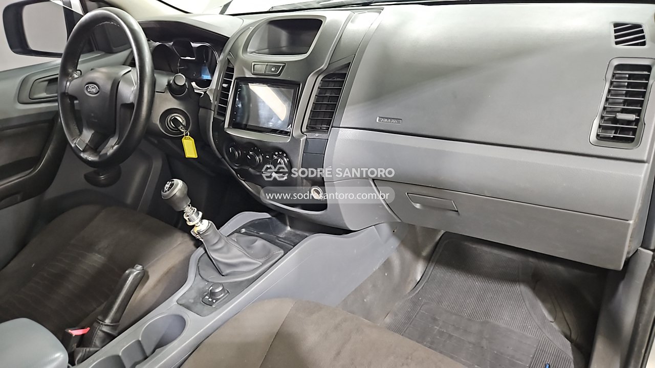 Foto 8 de 13: FORD - RANGER XL CD4 22H 2014/2015