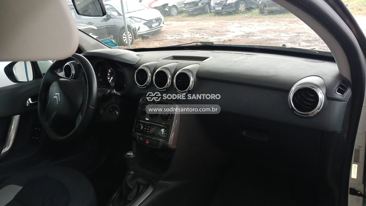 Foto 8 de 13: CITROEN - C3 90M TENDANCE 2013/2014