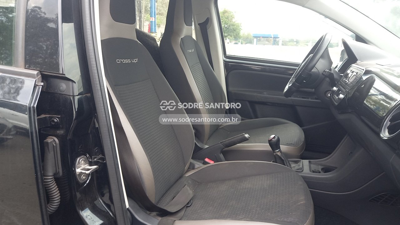 Foto 8 de 13: VOLKSWAGEN - UP CROSS MC 2016/2017