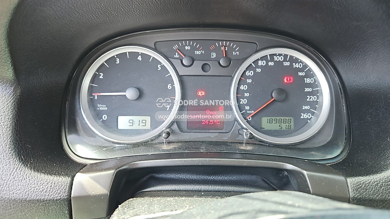 Foto 7 de 13: VOLKSWAGEN - GOLF 1.6 SPORTLINE 2007/2008