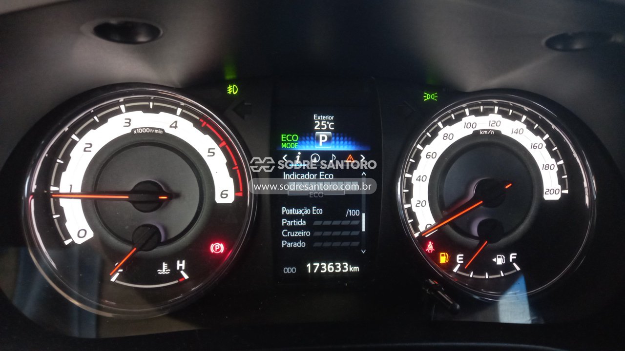 Foto 7 de 13: TOYOTA - HILUX CDSRXA4FD 2018/2019