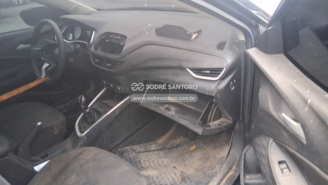 Foto 7 de 13: CHEVROLET - ONIX PLUS 10TMT LTZ 2019/2020