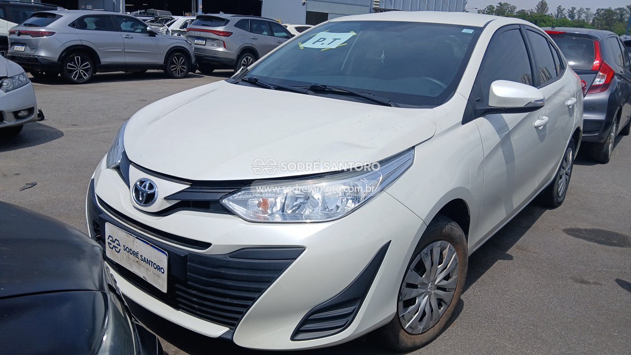 Foto 3: TOYOTA - YARIS SA XL15LIVE 2020/2021