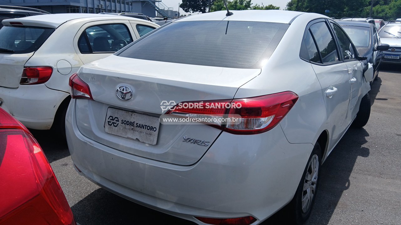 Foto 4: TOYOTA - YARIS SA XL15LIVE 2020/2021