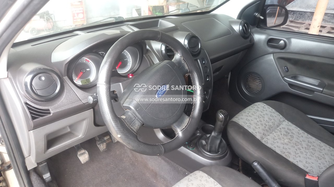 Foto 6 de 13: FORD - FIESTA SEDAN1.6FLEX 2011/2011