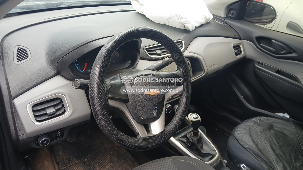 Foto 6 de 13: CHEVROLET - ONIX 1.4MT LT 2017/2018