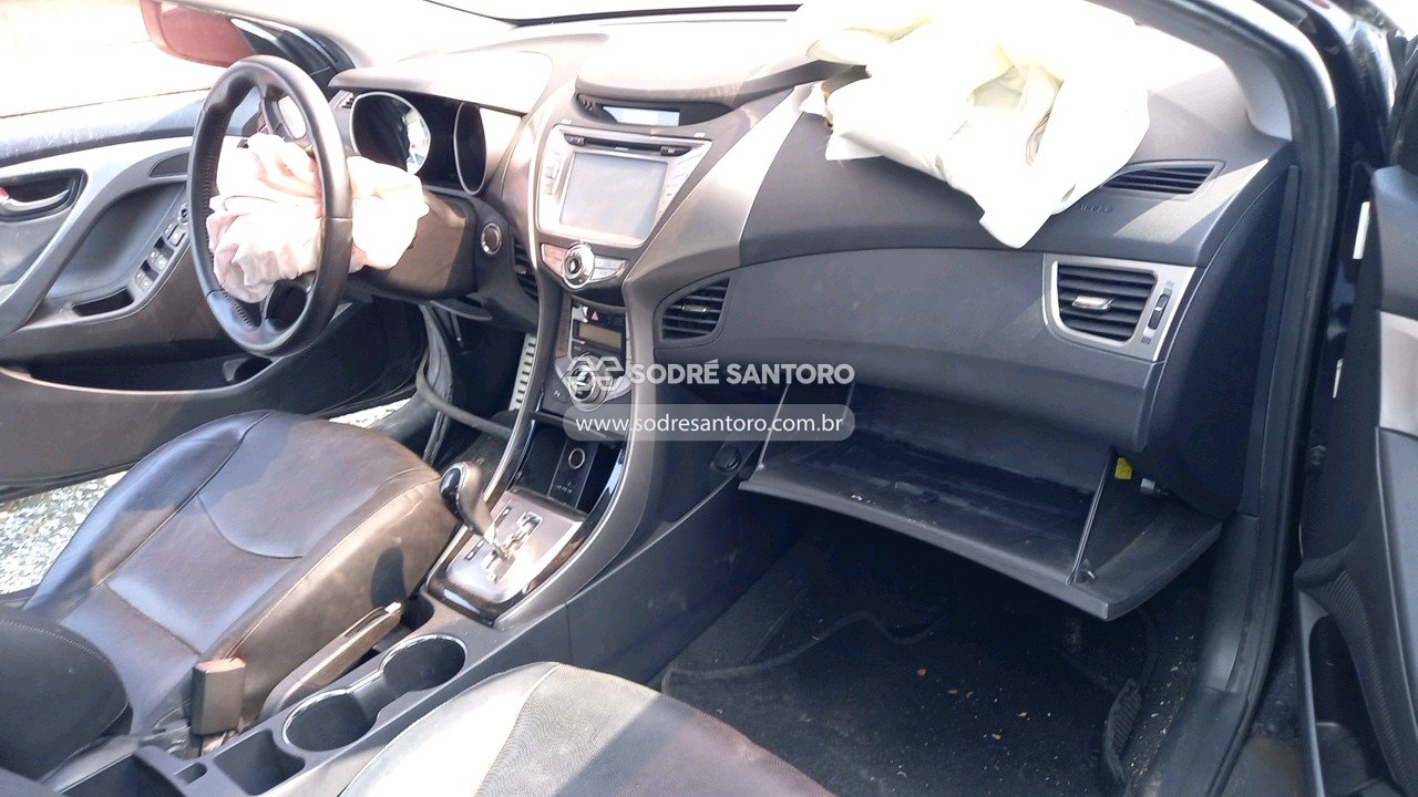 Foto 7 de 13: HYUNDAI - ELANTRA 2012/2013
